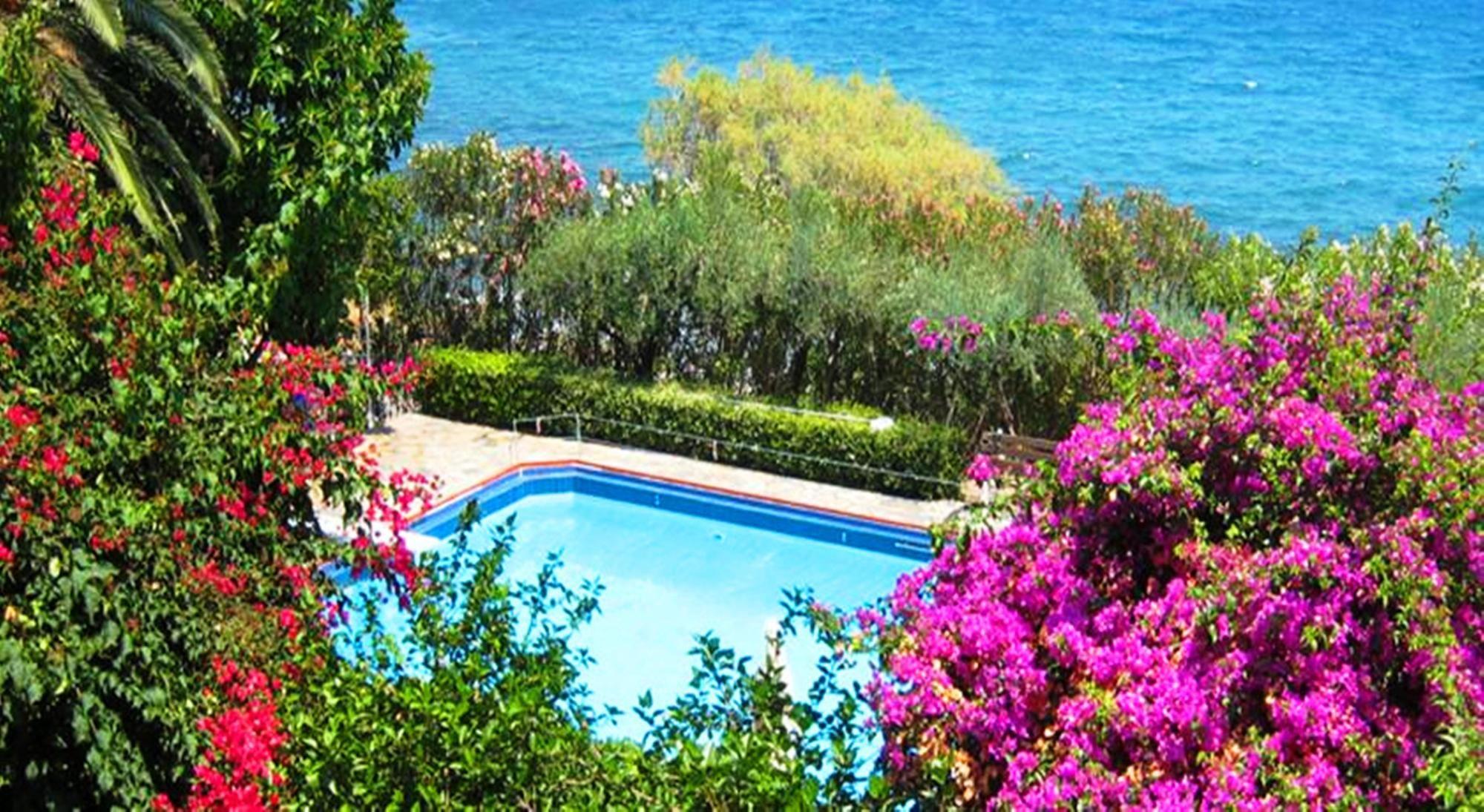 Apartmán Douka Sea Front Residencies Monemvasía Exteriér fotografie